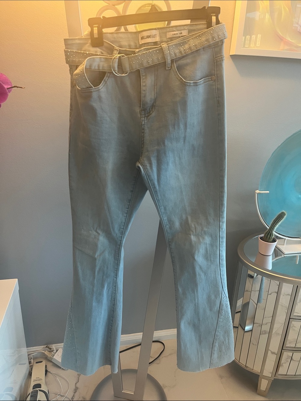 William rast size 27
